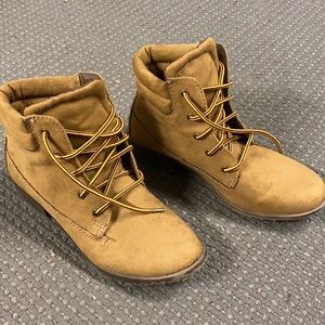 never worn boots!